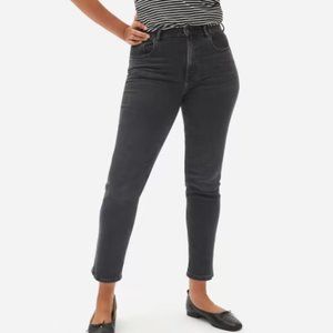 NWT Everlane Curvy Cheeky Straight Jean